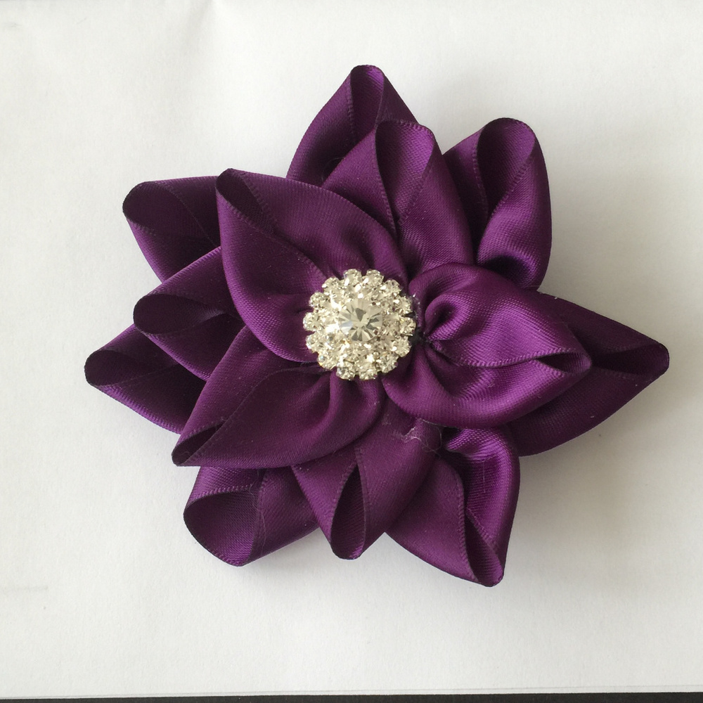"Maid of Honor" Flower hair clip/pin